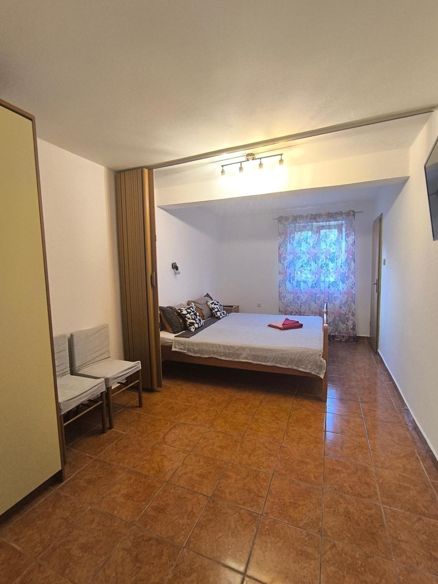 Apartments Toni โรกอซนิซา ภายนอก รูปภาพ