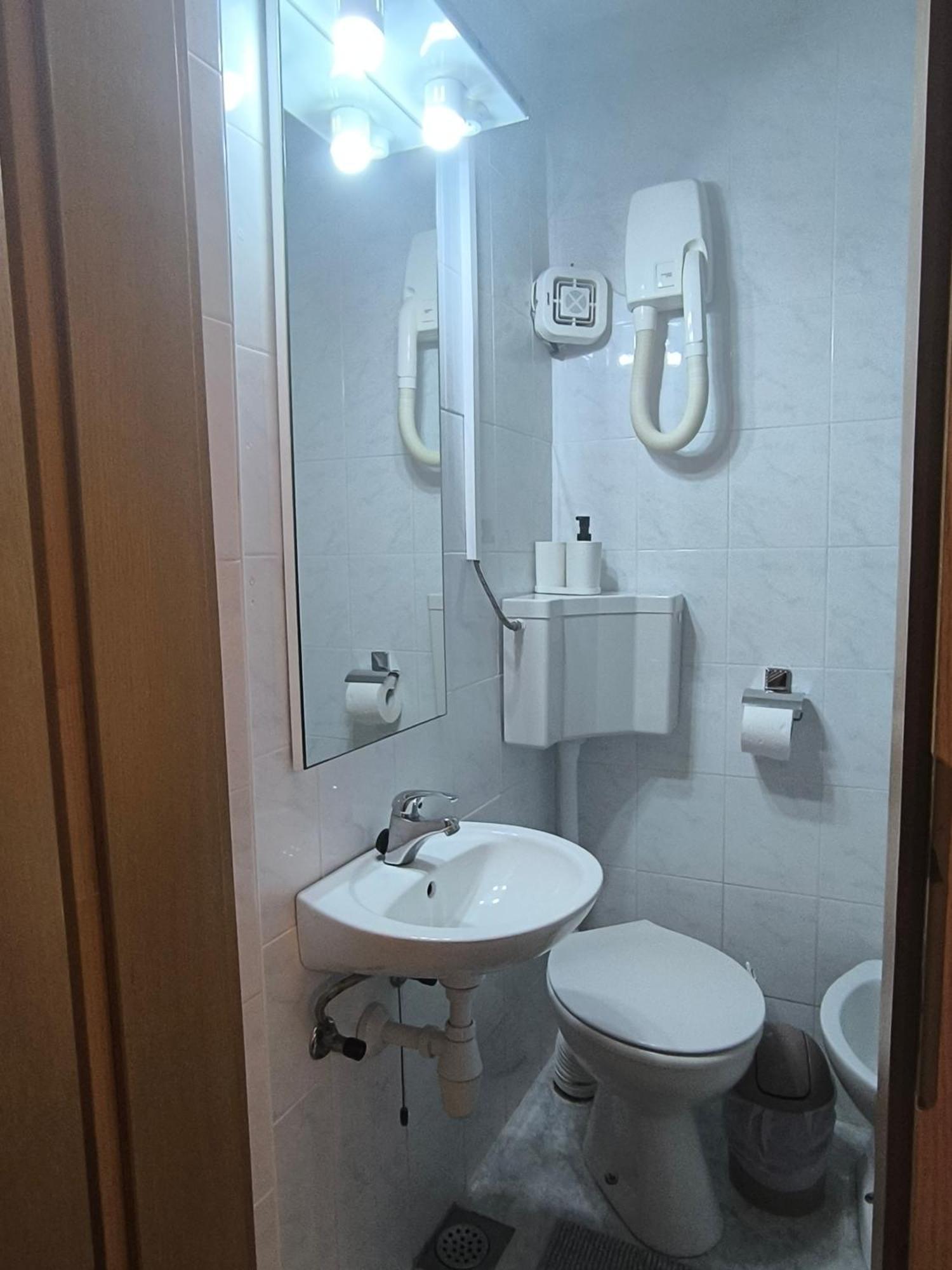 Apartments Toni โรกอซนิซา ภายนอก รูปภาพ